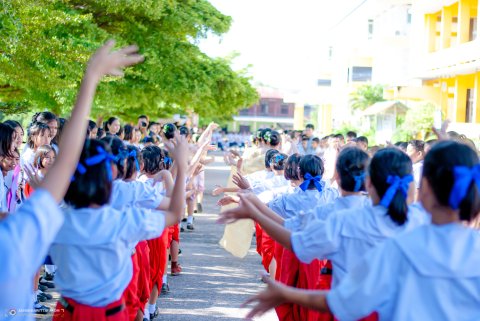ศิษย์ขอกราบลาบูชาครูผู้มีพระคุณ (ครูกัลยา สวรรค์จุติ)